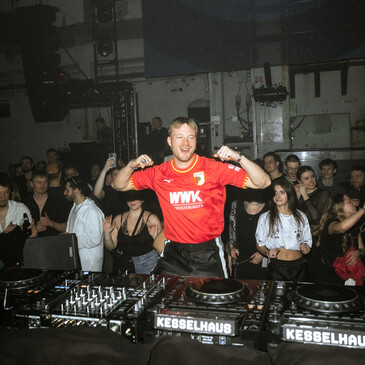 PLAY - PARAÇEK - ALICEA